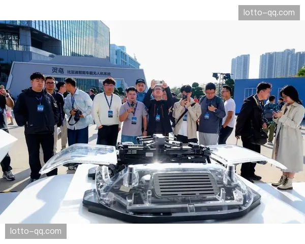 科技巨头近期跨界入场体育运营 以底层技术重塑粉丝互动的交互逻辑